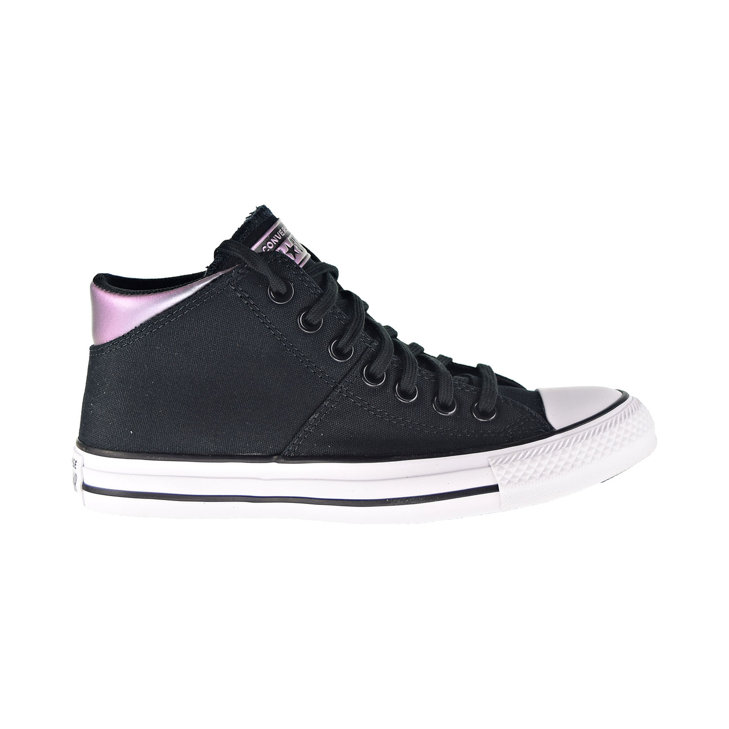 womens black and white chuck taylors