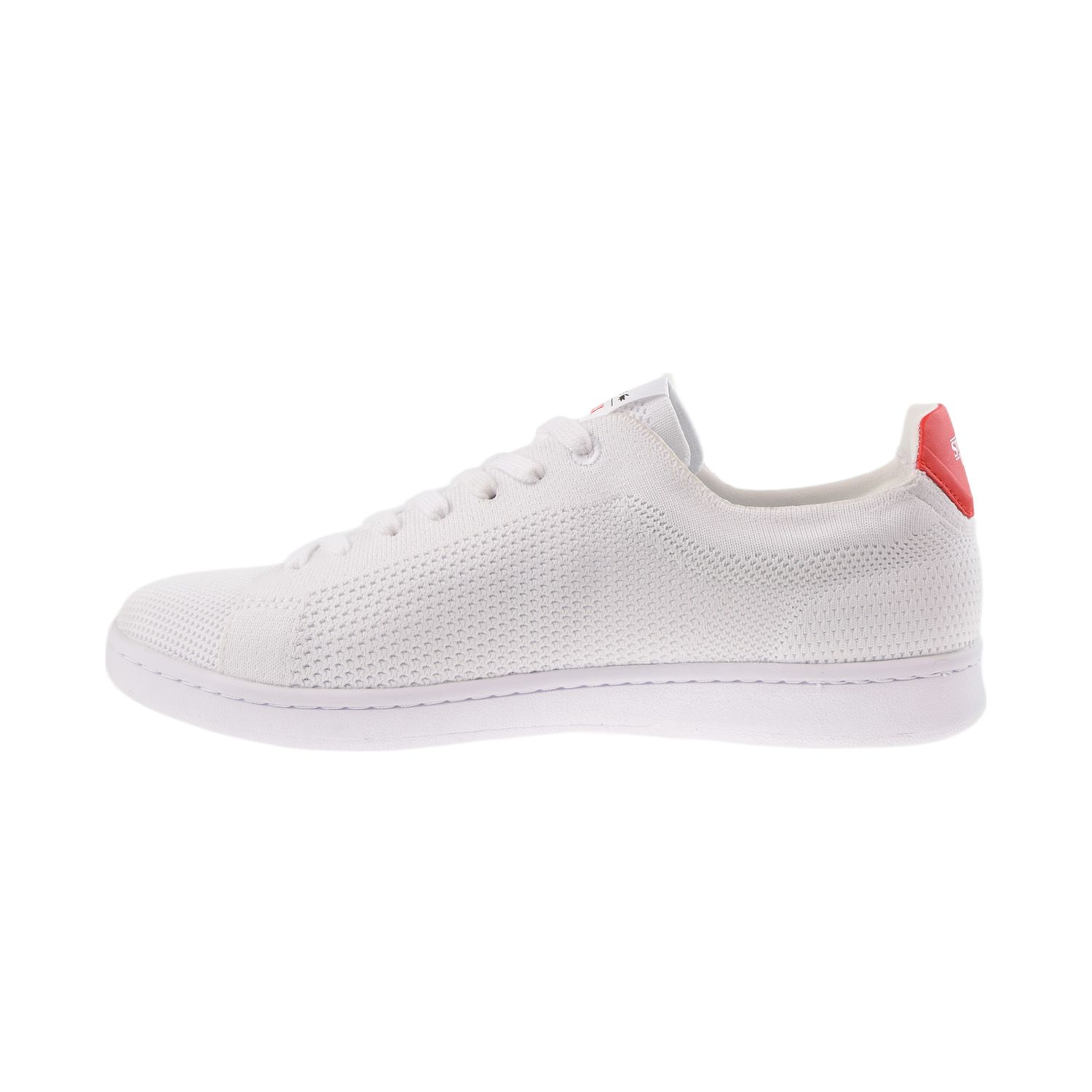 特価【LACOSTE x Netflix】コラボ Carnby ロゴ スニーカー 兼用 Lacoste Netflix Carnby Trainers | SportsDirect.com USA