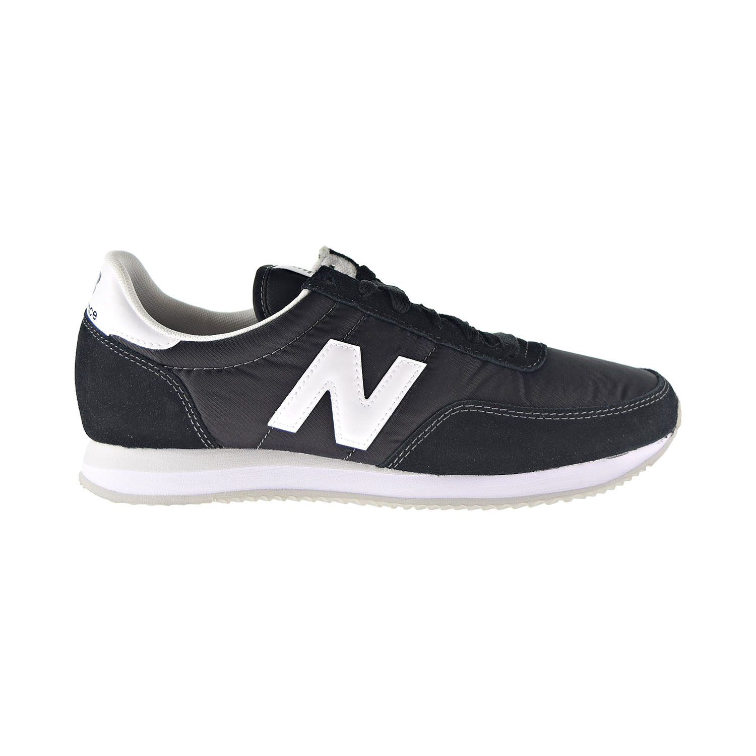 new balance 720 no pé